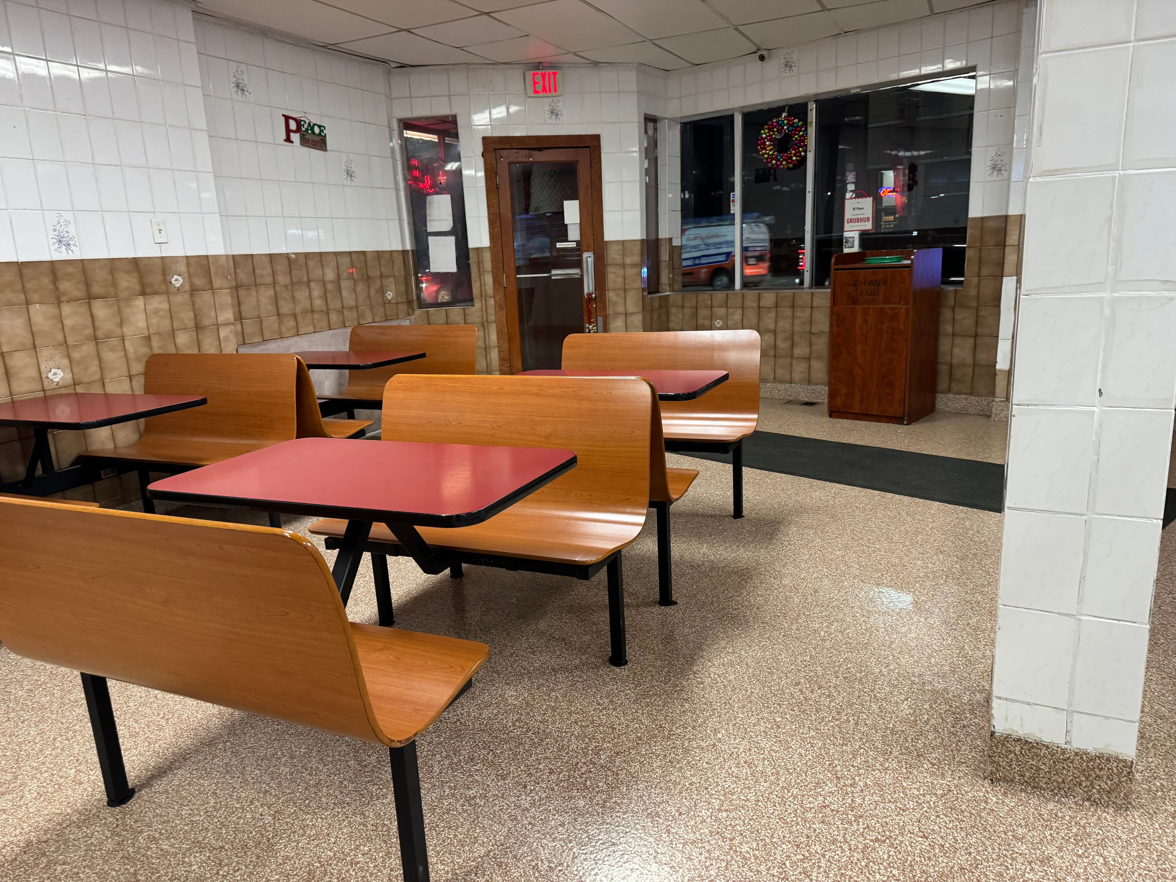 El Faro Summit interior seating